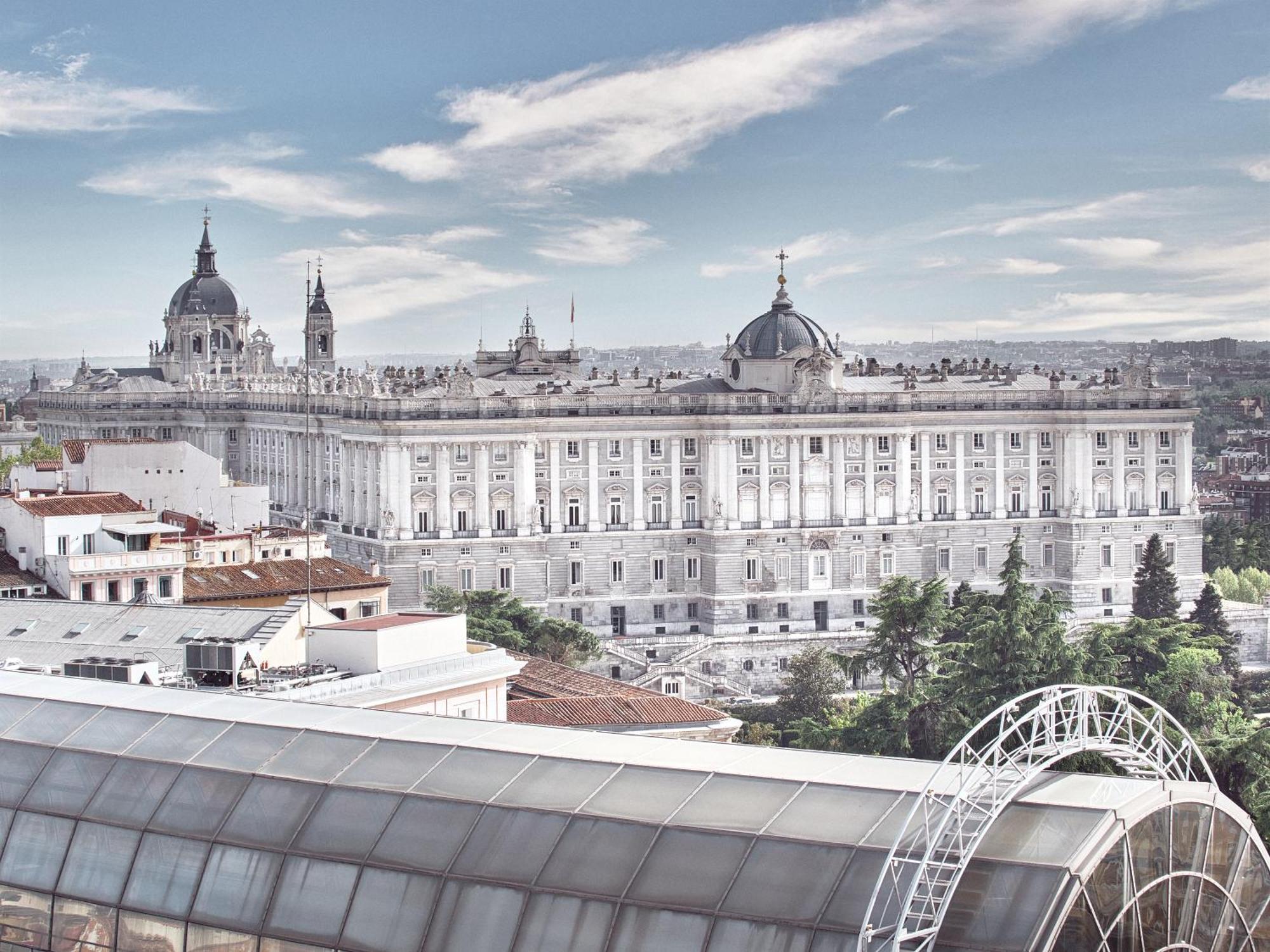 Vp Plaza Espana Design Madrid Esterno foto The Royal Palace of Madrid